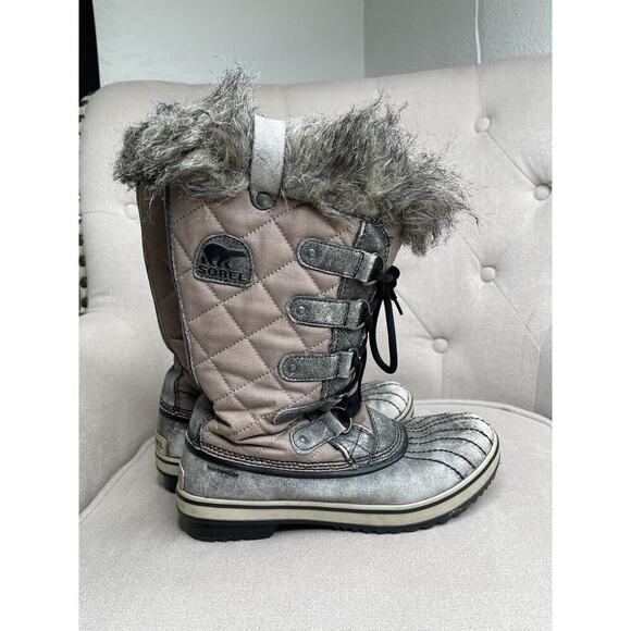 Sorel Tofino SNOW Boots Distressed Metallic Faux Fur Lace Up Size Women’s 8 - Picture 2 of 6